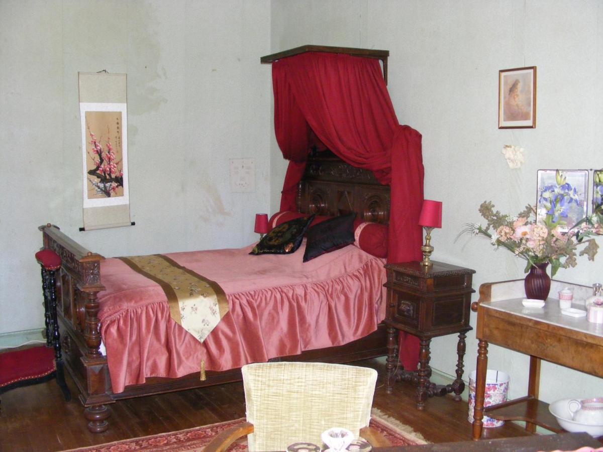 La Mailholiere Hotel Blanzay Екстериор снимка